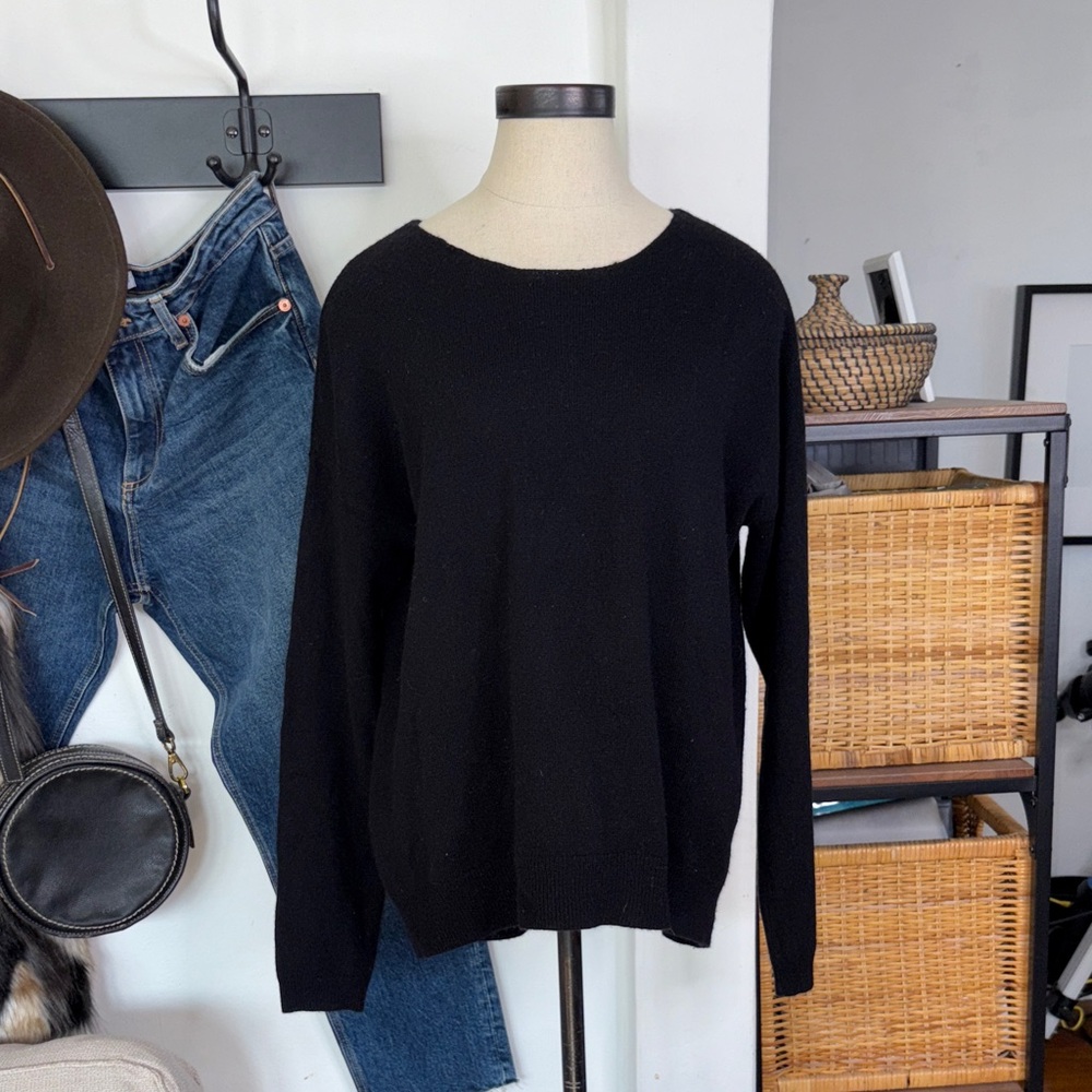 Halogen Black and Cream Zip-Up Sweater